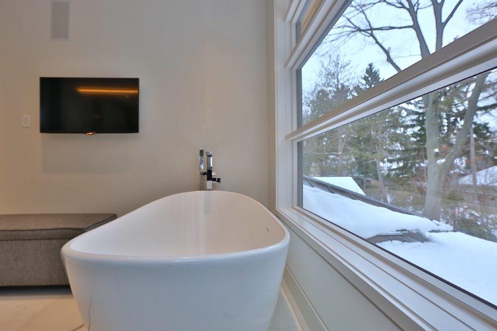 Installing Your Replacement Windows During Winter Months | Golden Windows